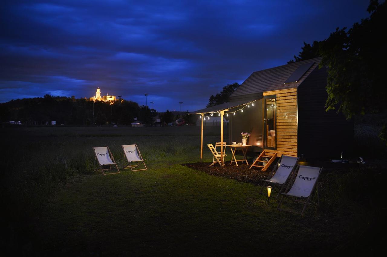 Hotel Glamping Hluboka à Hluboká nad Vltavou Extérieur photo