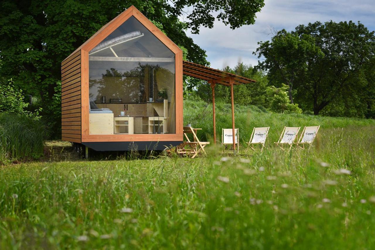 Hotel Glamping Hluboka à Hluboká nad Vltavou Extérieur photo